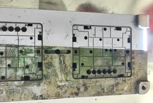L'efficienza di rimozione della ruggine del dispositivo di rimozione della ruggine laser